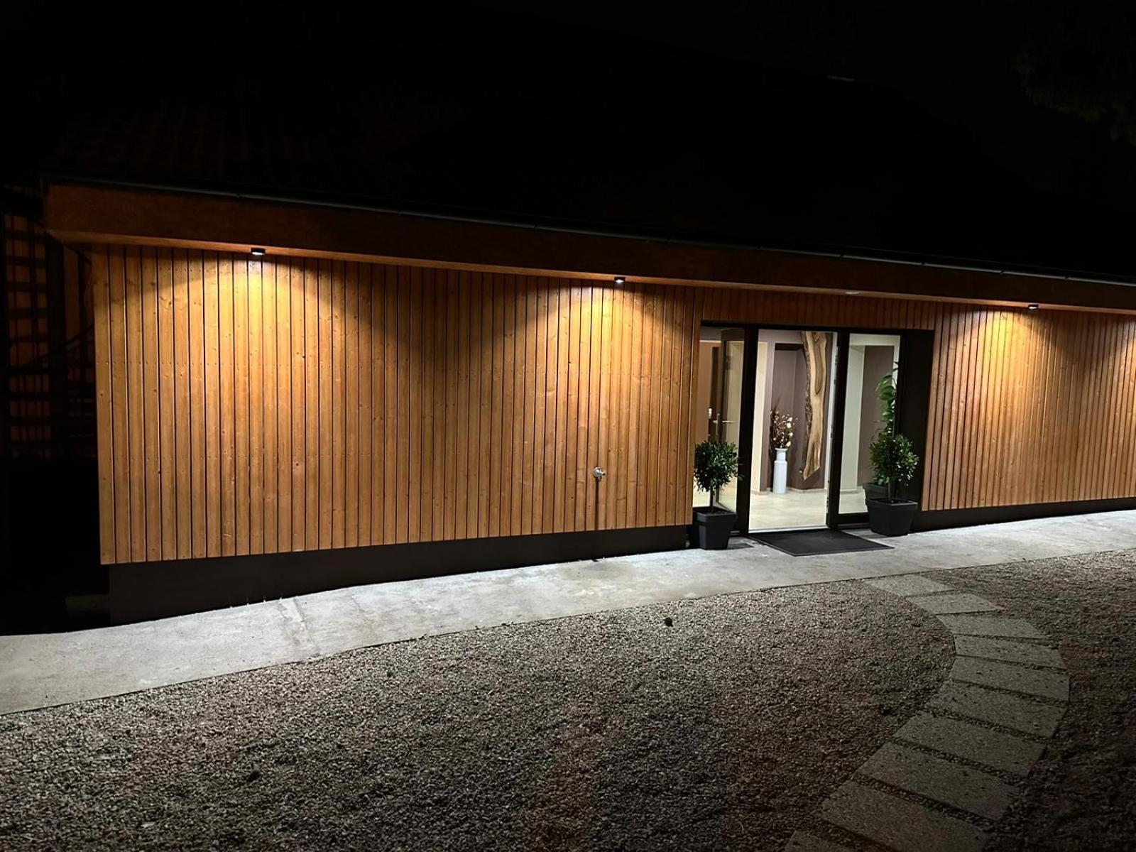 Golden Golem Hotel & Spa Prag Exterior foto